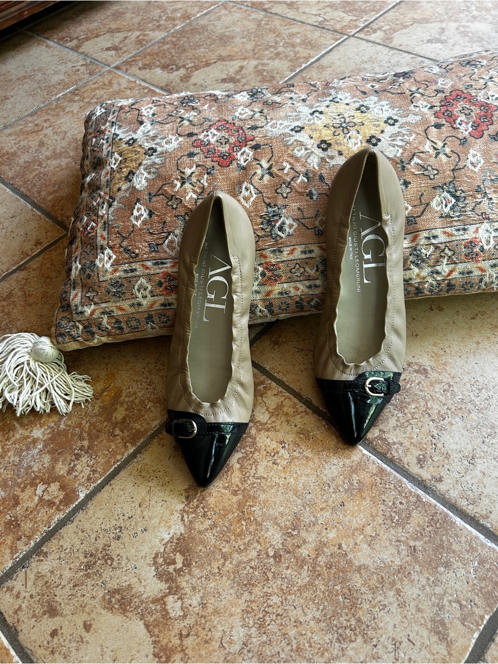 AGL Two-Tone Pointed Toe Flats in Beige and Black with Buckle